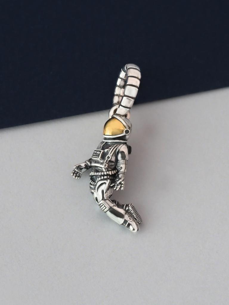 Кулон "Космонавт" 20мм