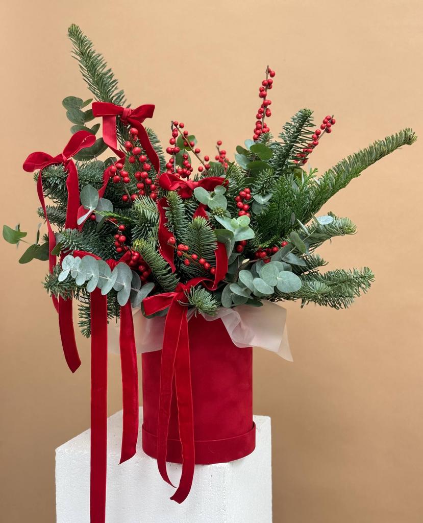 Композиция из хвои №3