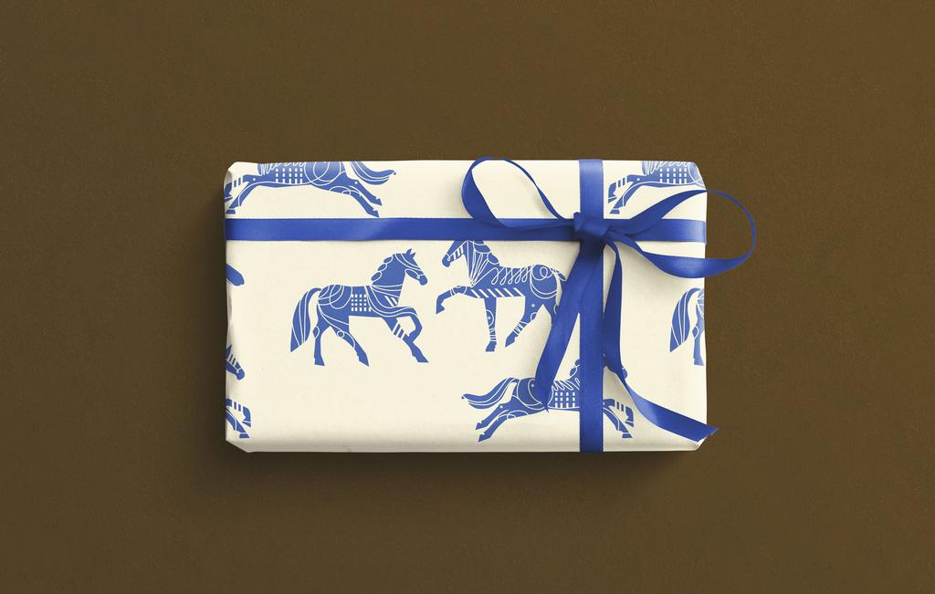 Упаковочная бумага Кони (двухсторонняя)