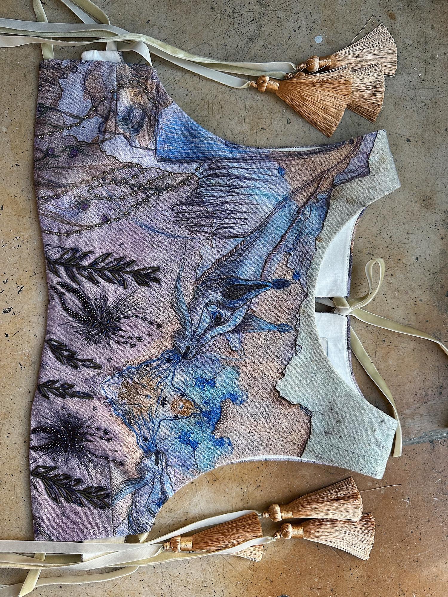 Манишка с ручной вышивкой/ Vest with embroidery