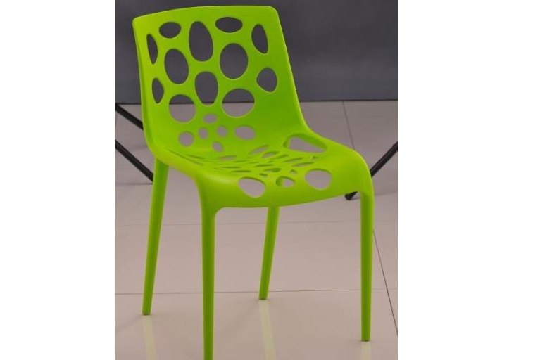 Стул пластиковый