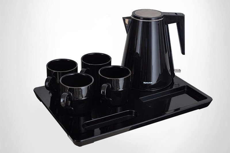 Чайный набор R 180, пластик,  400 x 270 x 38 мм  Объем: 1,2 литра Мощность: 1000 W