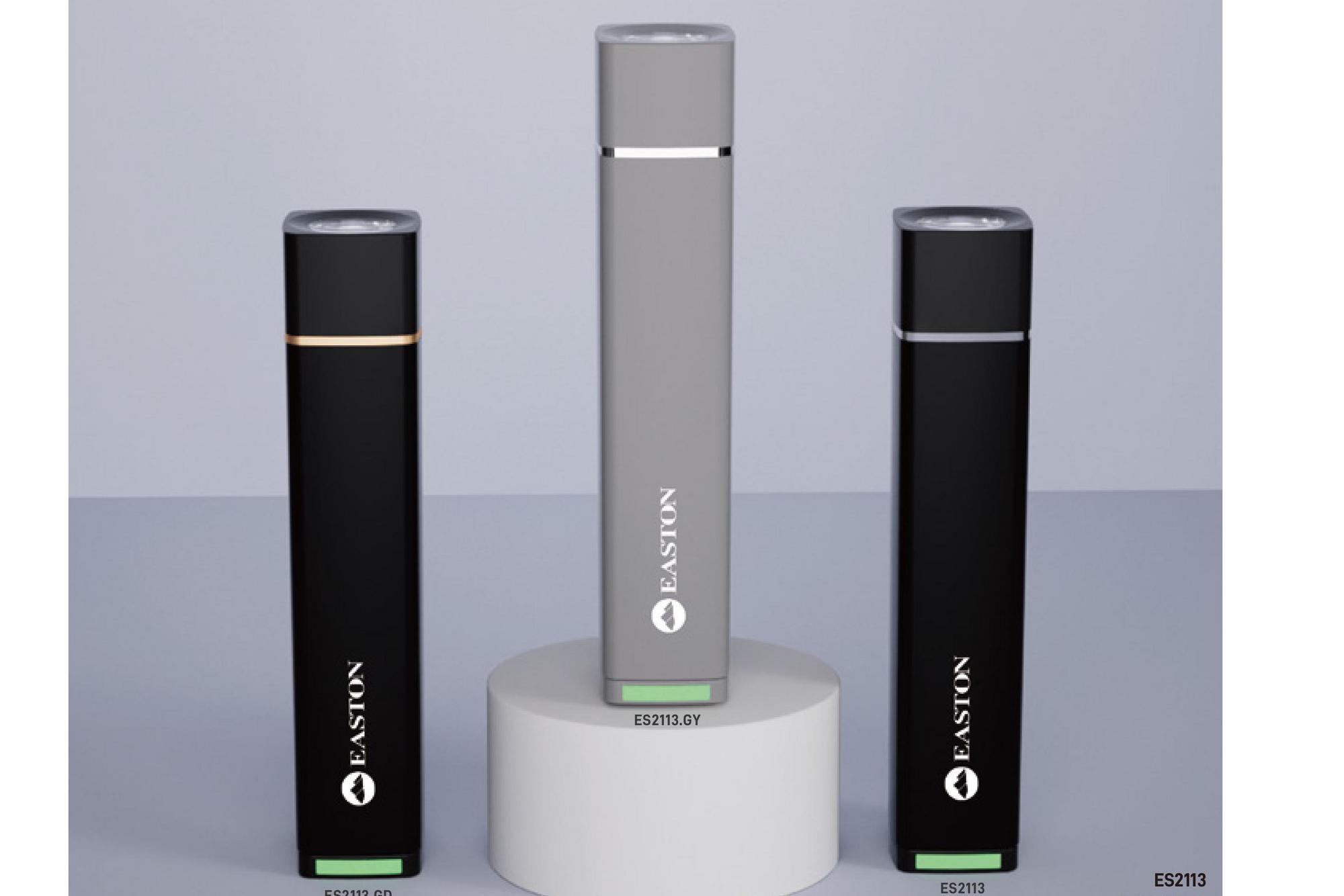 Фонарик гостиничного типа работает от аккумулятора