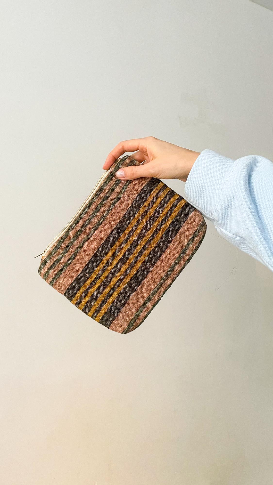 Косметичка из винтажной ткани 19 века