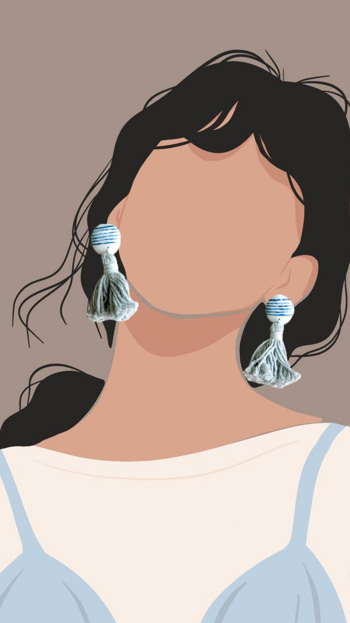 Серьги-кисти с керамической бусиной Синие полосы