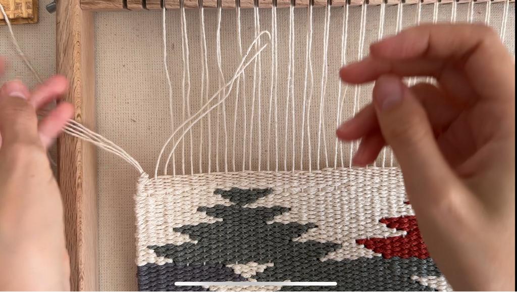 Набор для ткачества «Мастер» с большой рамой 90*96 см, инструментами, материалами и инструкцией для создания первого коврика