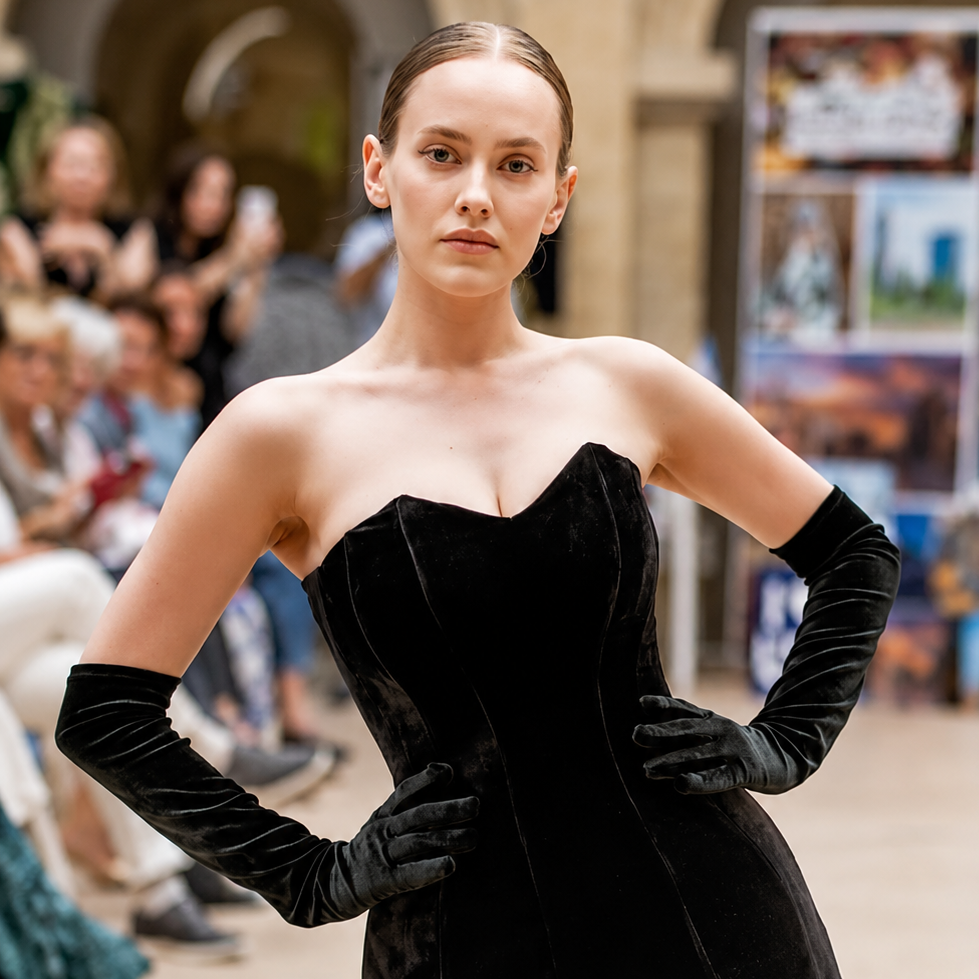 Взрослое платье Mademoiselle Noir.