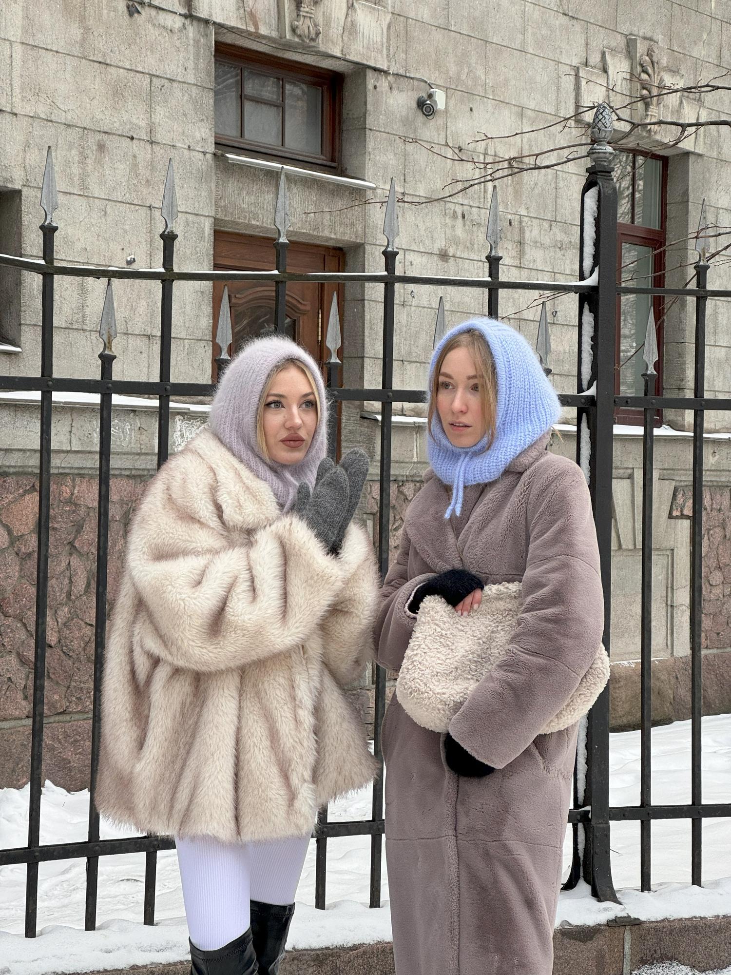 Капюшон из пуха норки дымка