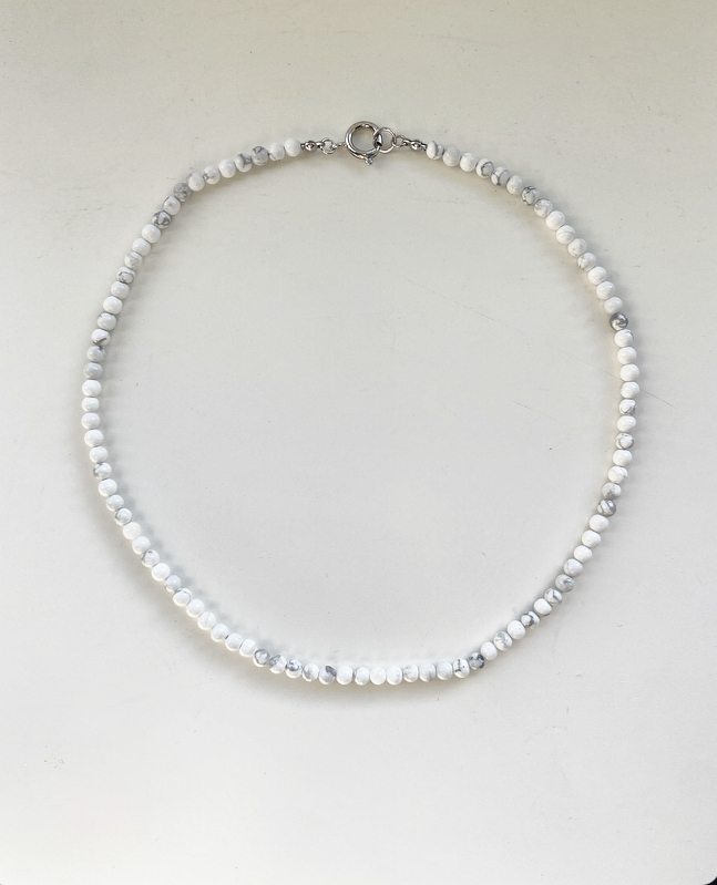 Колье из бусин пейзажной яшмы 4 мм, gold/silver