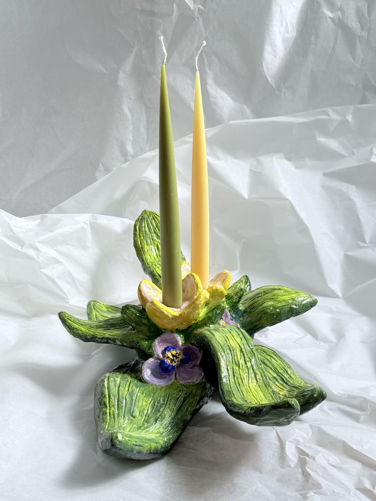 F004