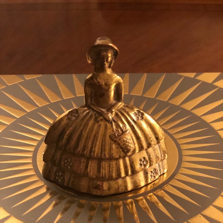 Бронзовый колокольчик "вызывной", Англия