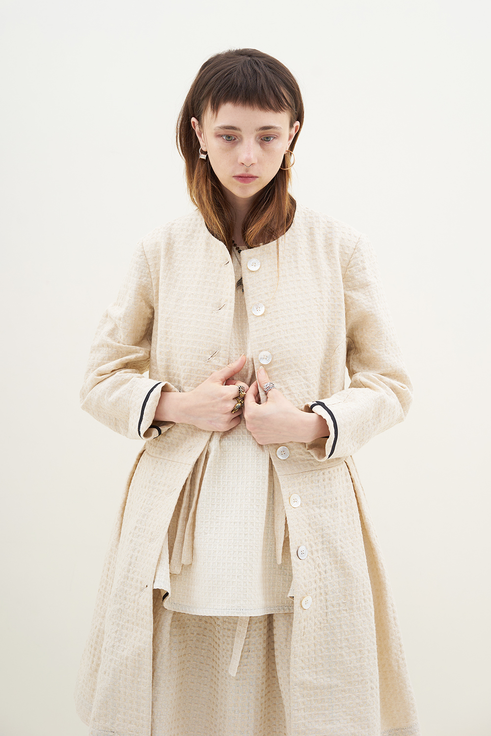 Пальто лёгкое светлое