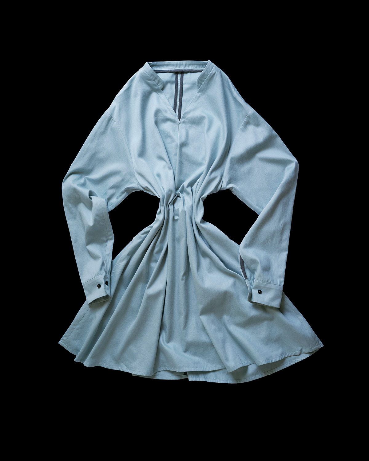 Рубашка длинная в атласном небесном хлопке