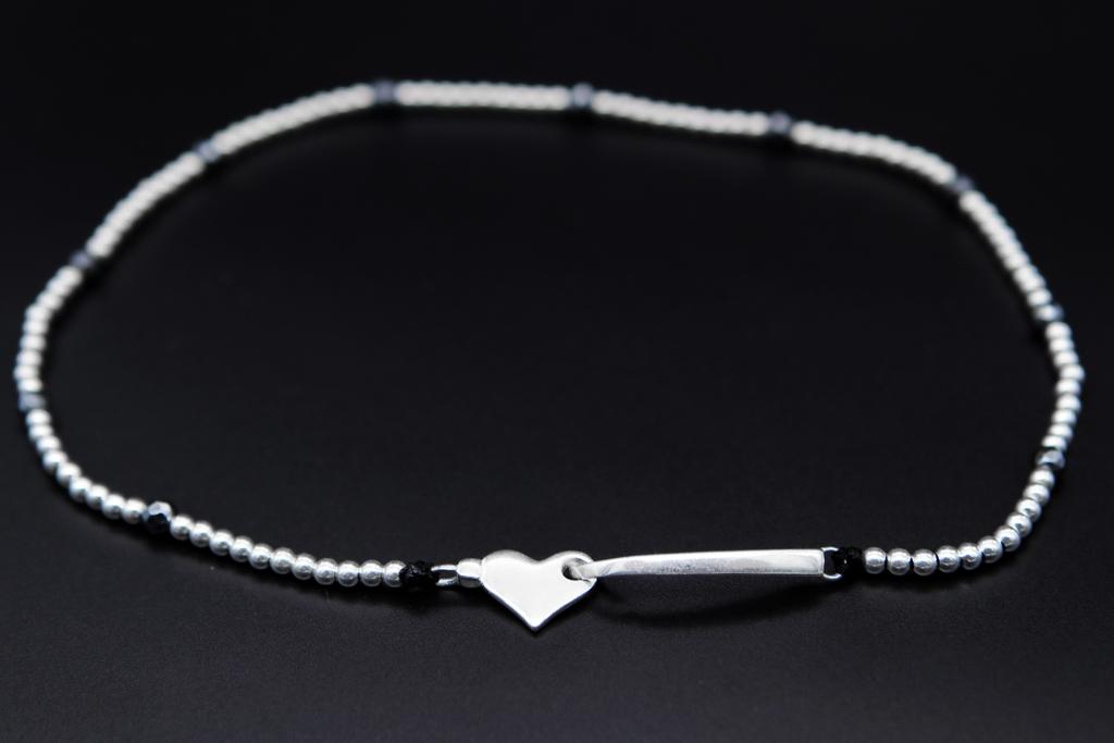 Чокер, серебро с гематитом Amc001 Heart