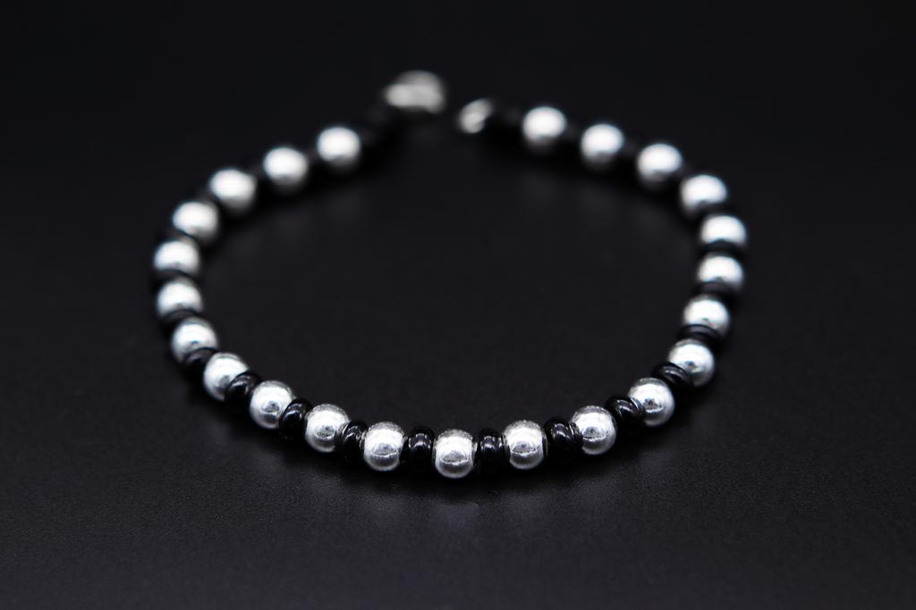 Браслет, серебро с ониксом Am054