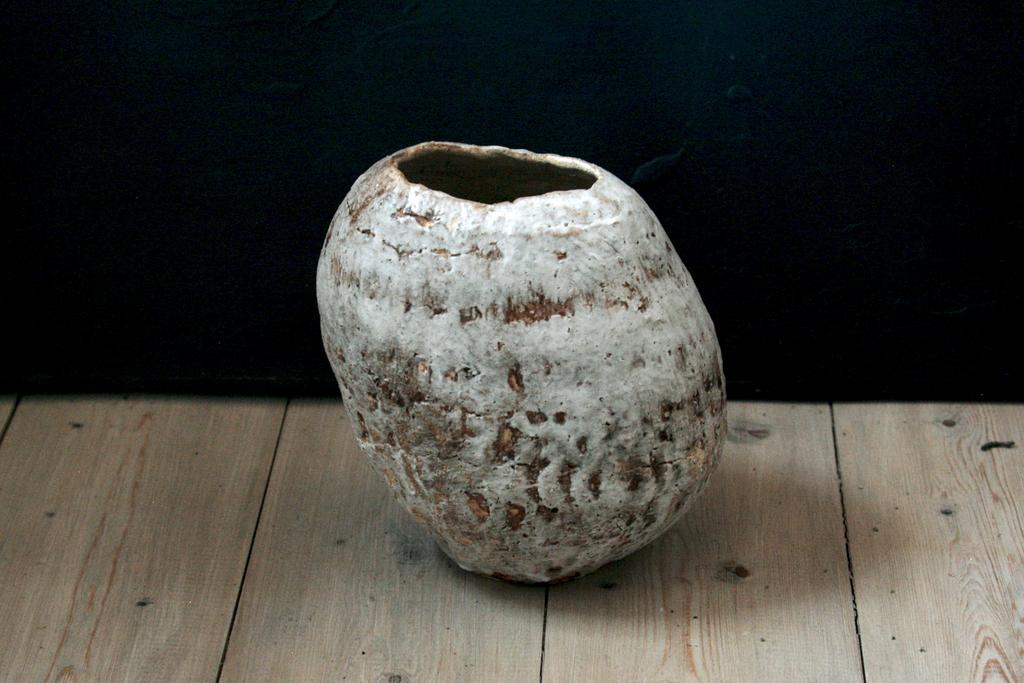 River Stone vase