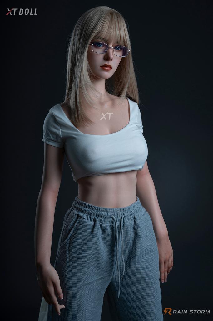 Realistic Silicone / TPE XT sex doll 163 cm - Irina