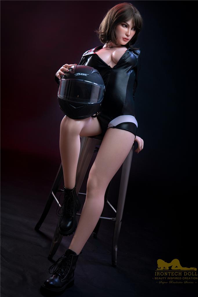 Realistic Silicone / TPE sex doll irontech doll 166 cm - Catlin