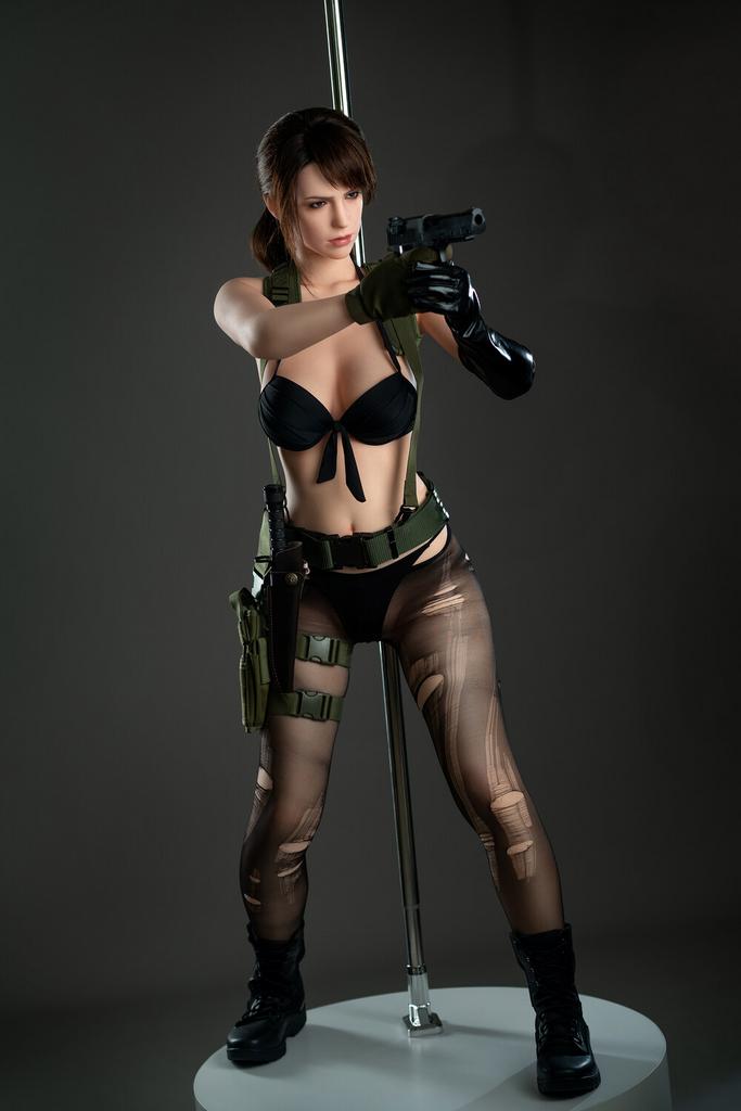 Realistic silicone sex doll Gamelady 168  cm - Quiet