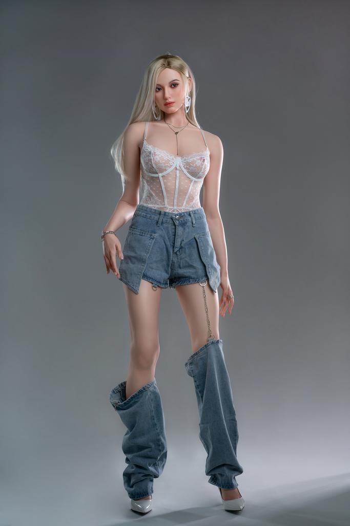 Realistic Silicone / TPE Zelex sex doll 175 cm -  Zeina