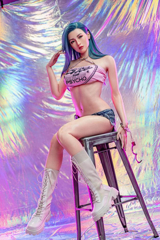 Realistic Silicone / TPE Zelex sex doll 170 cm - Karnelian