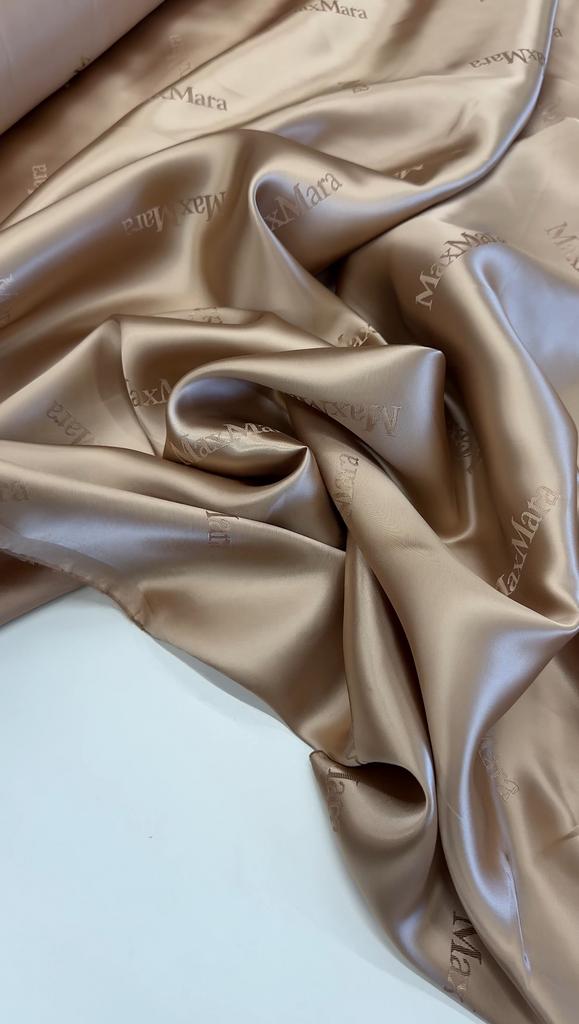 Подкладочная вискоза MaxMara. Цвет Розовый перламутр