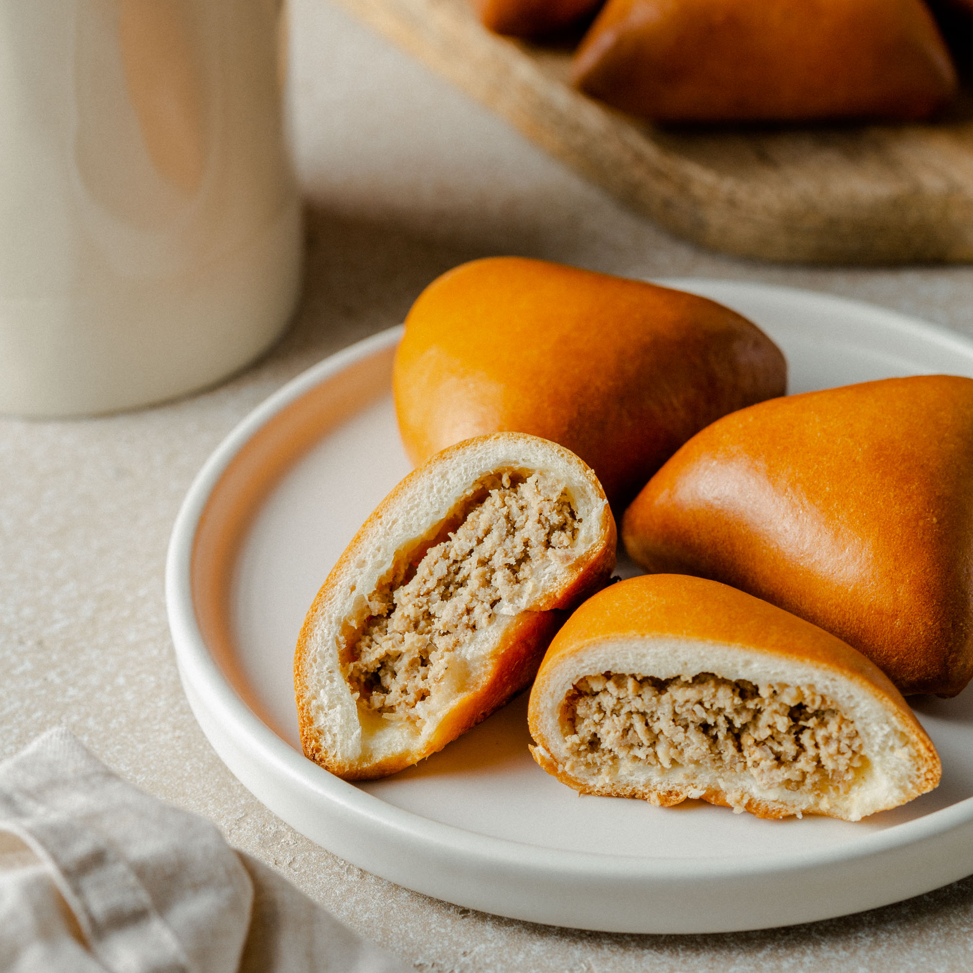 Пирожки с мясом, 10 шт / 300 гр