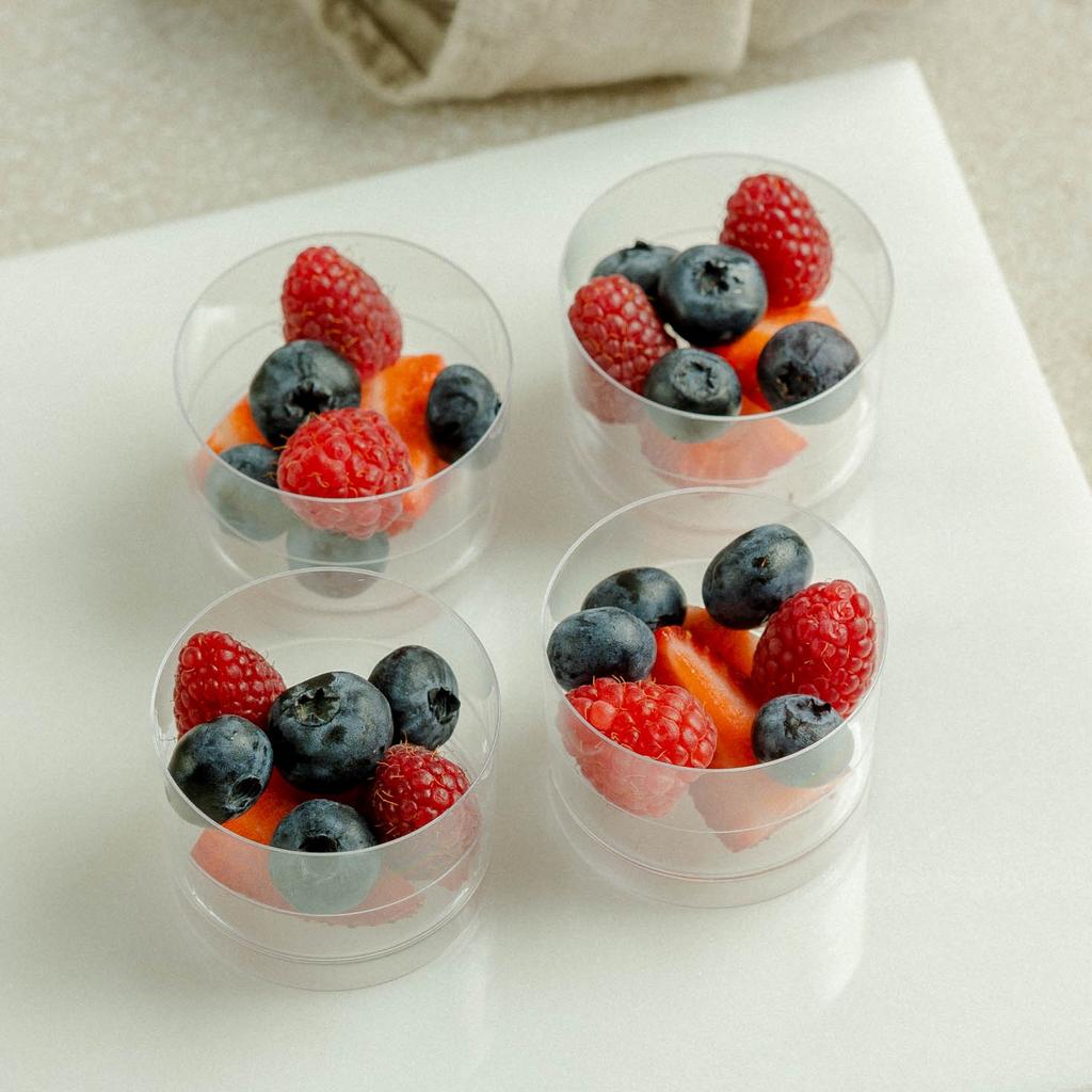 Креманка сезонные фрукты / ягоды, 12 шт / 300 гр