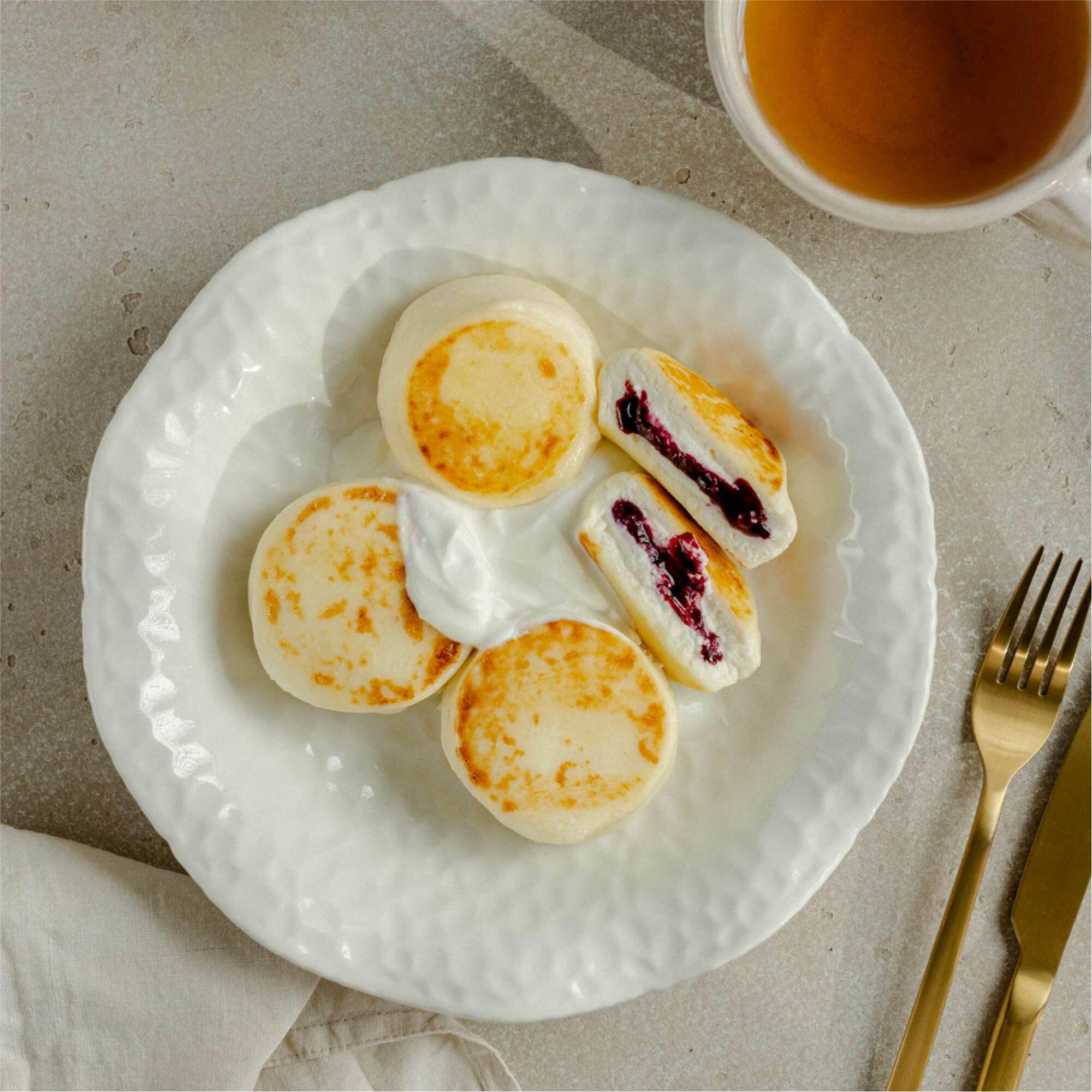 Сырники с начинкой чёрная смородина, 8 шт / 640 гр