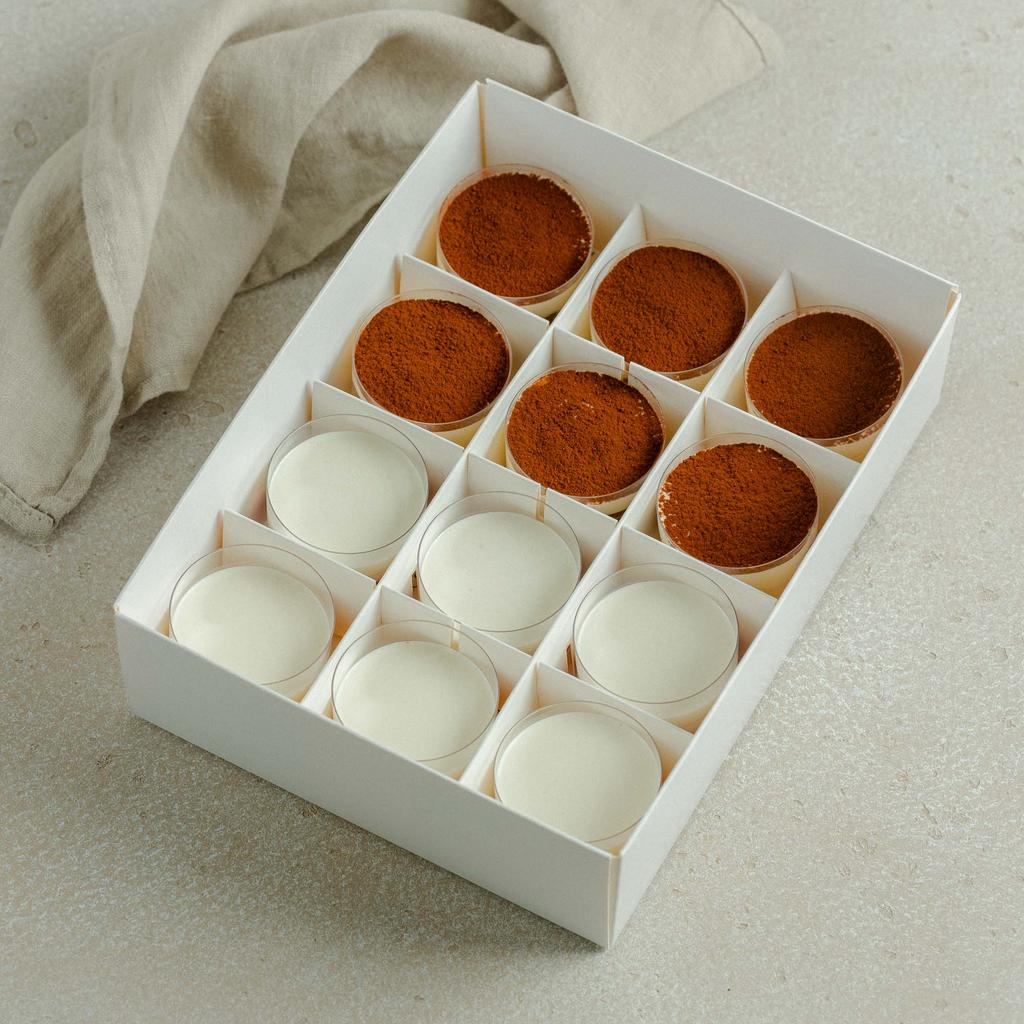 Бокс десертов (тирамису / панна котта клубника / панна-котта маракуйя), 12 шт / 450 гр