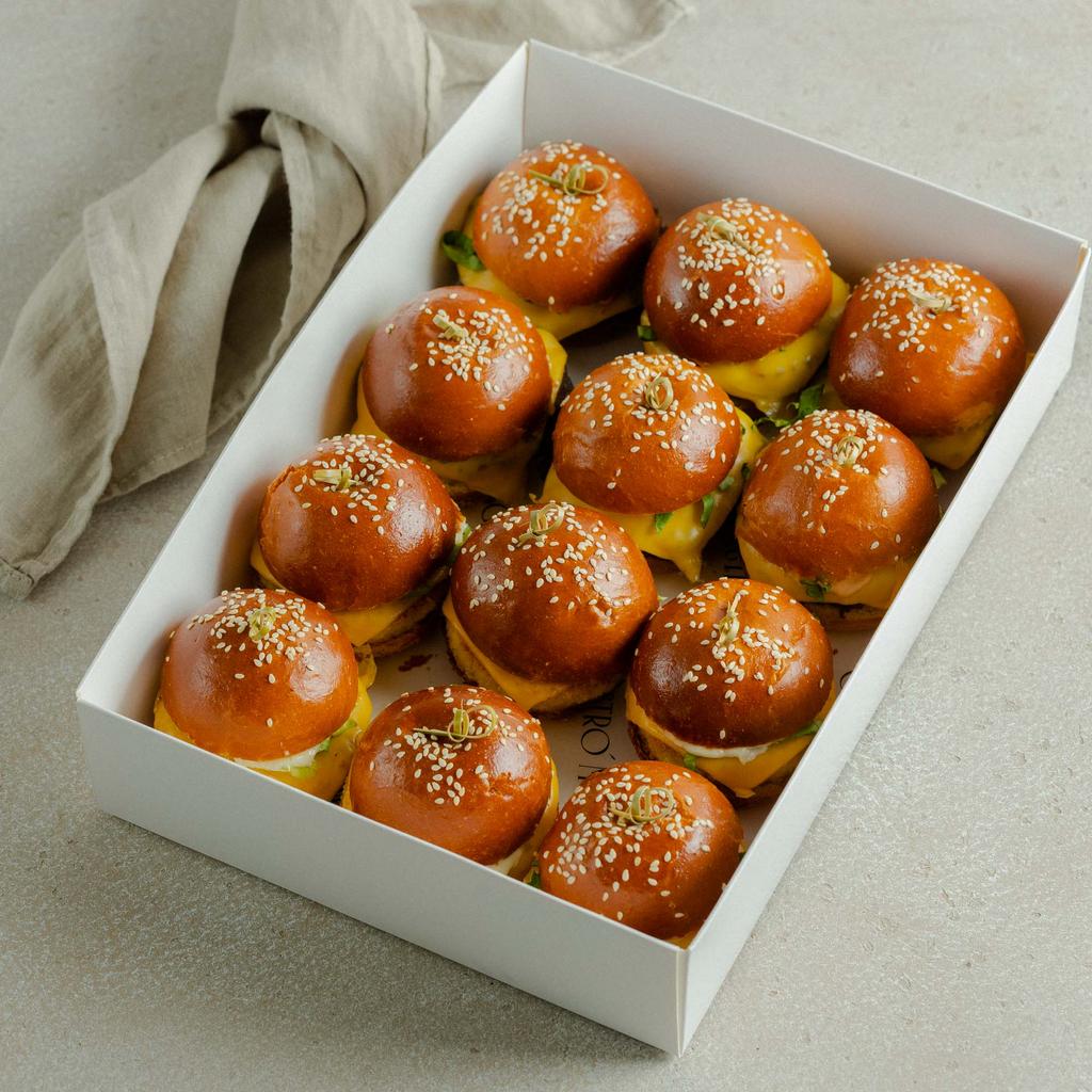 Мини-бургеры куриные, 12 шт / 1200 гр