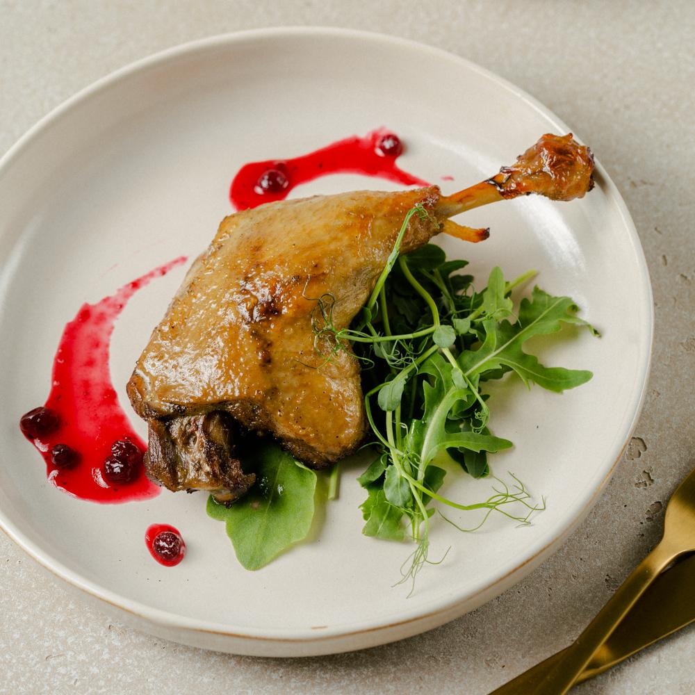 Утиная ножка конфи, 1 шт / 150 гр