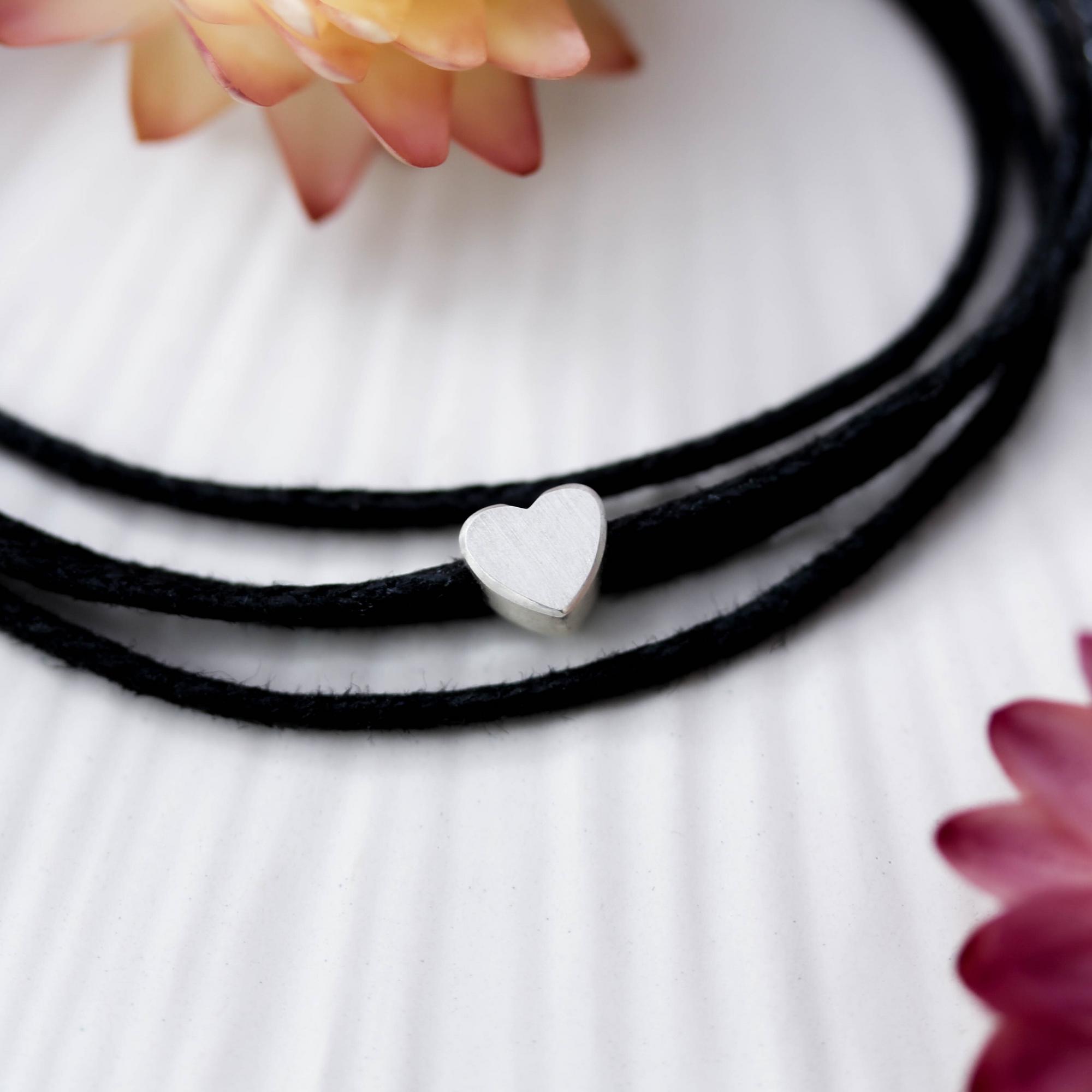 БРАСЛЕТ СЕРДЕЧКО МАЛЮТКА