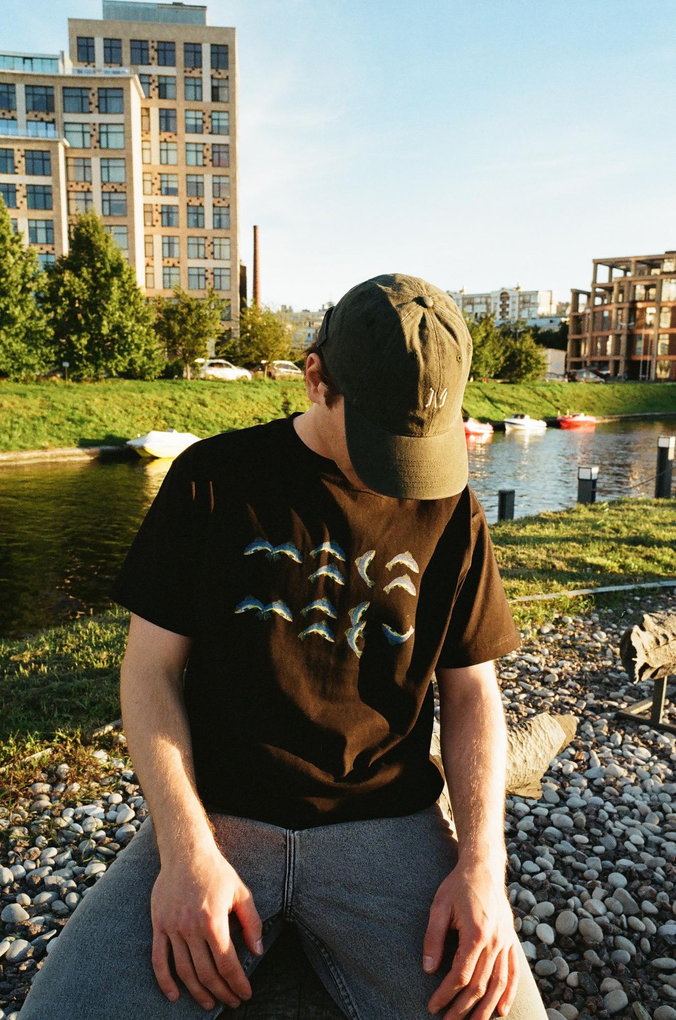 FISHY T-SHIRT BLACK