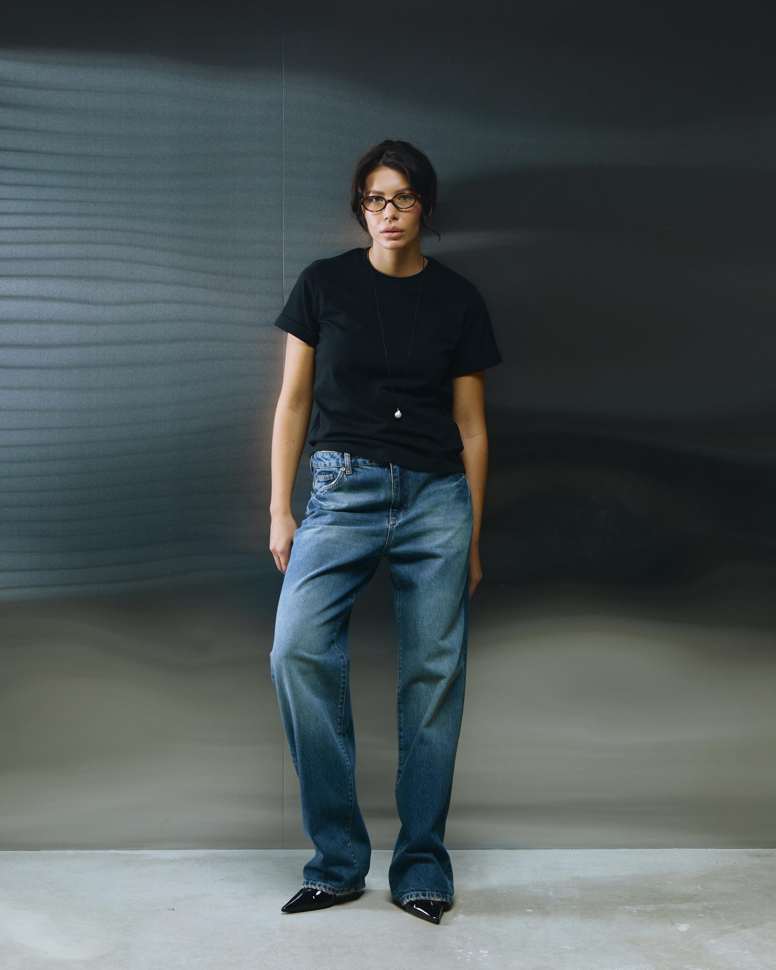 Футболка BASE