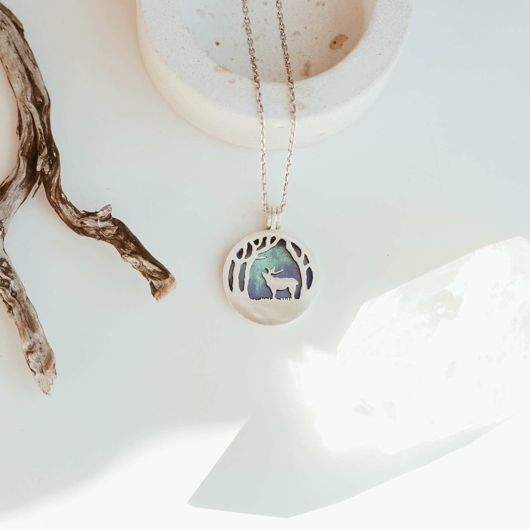 Кулон "Олень" и основа "Сияние"