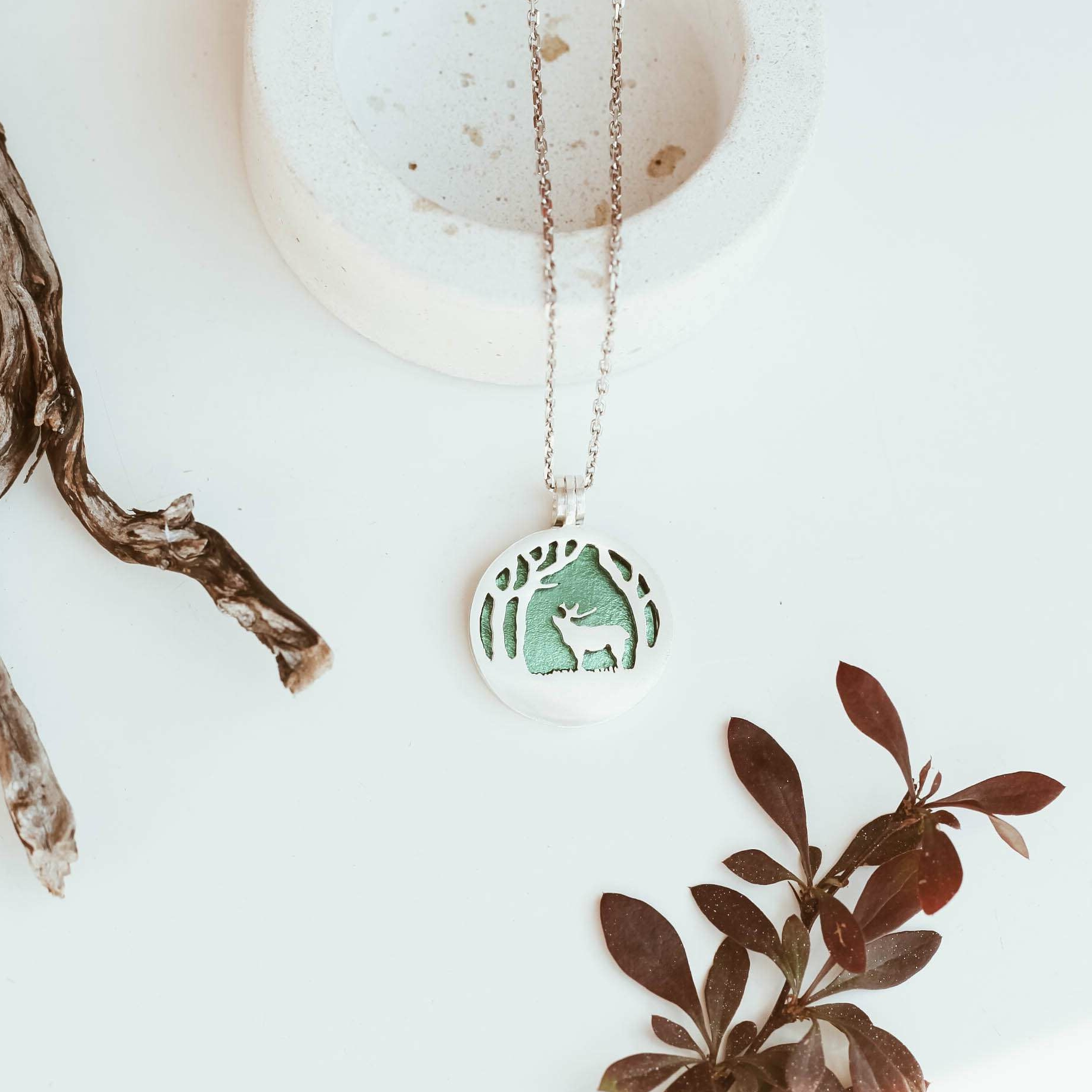 Кулон "Олень" и основа "Лето"