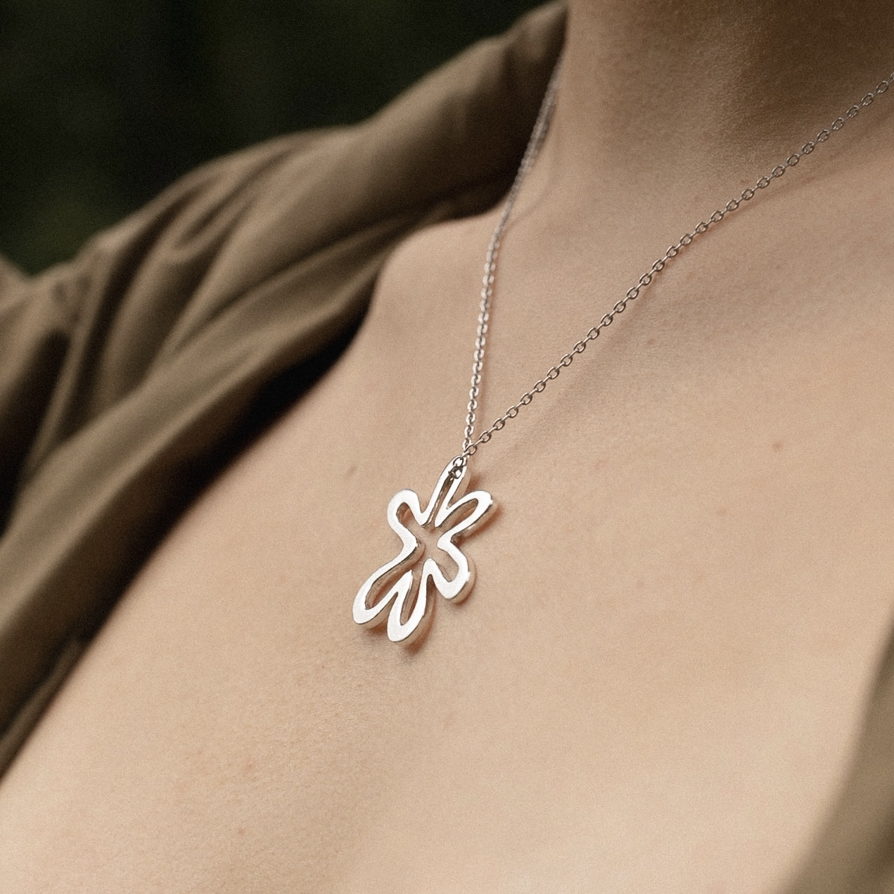 Кулон Цветок