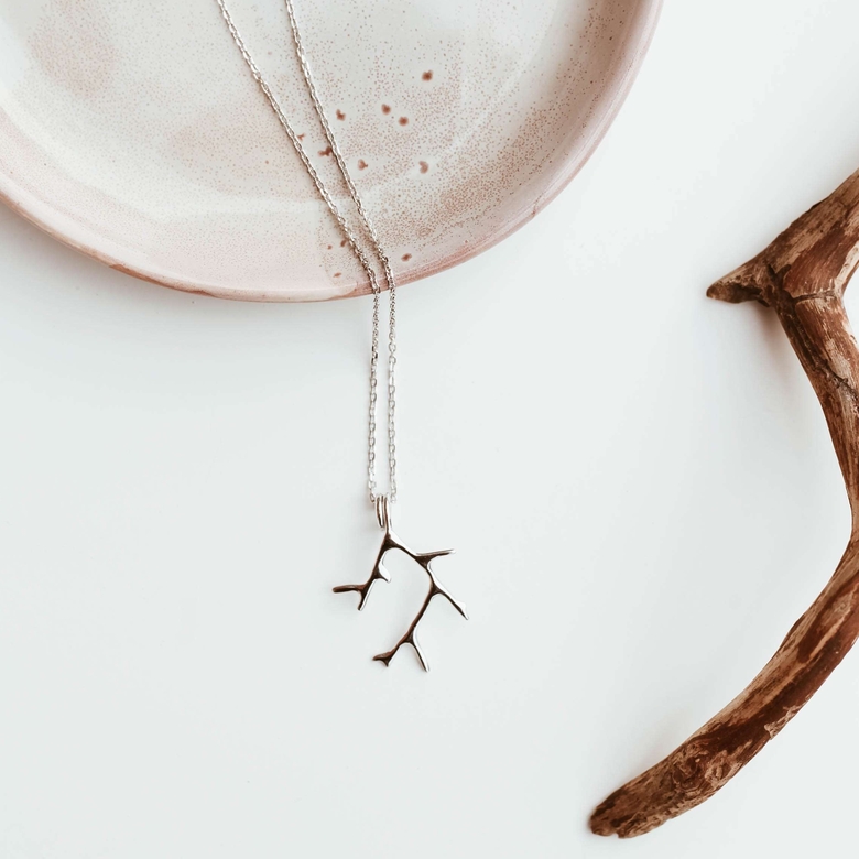 Кулон  Веточка