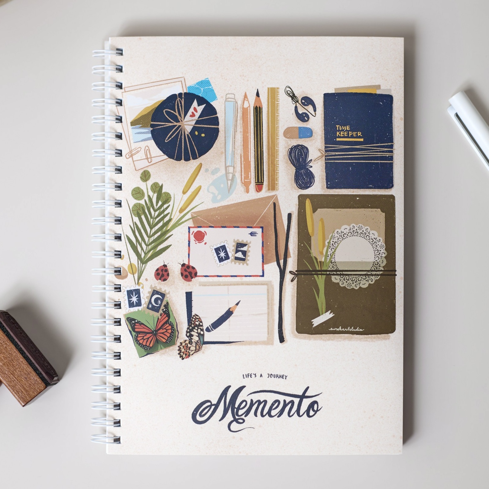 Блокнот А5 в точку «Memento»