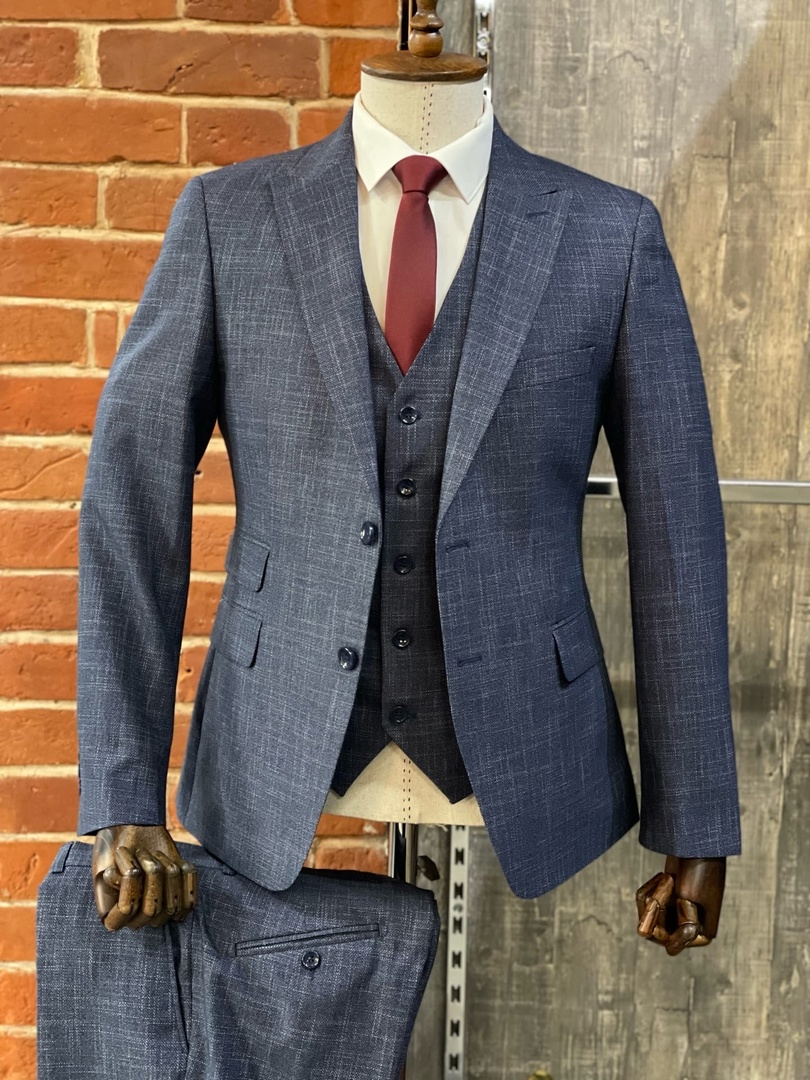 Мужской костюм Р03