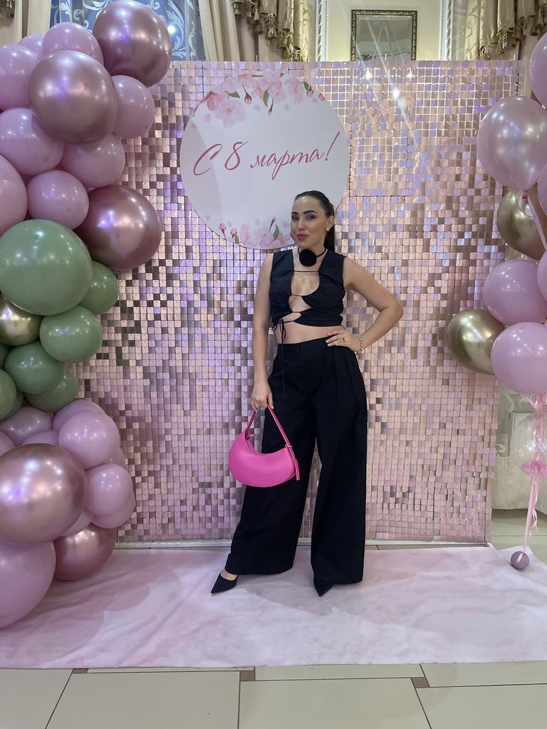 8 марта фотозона пудра