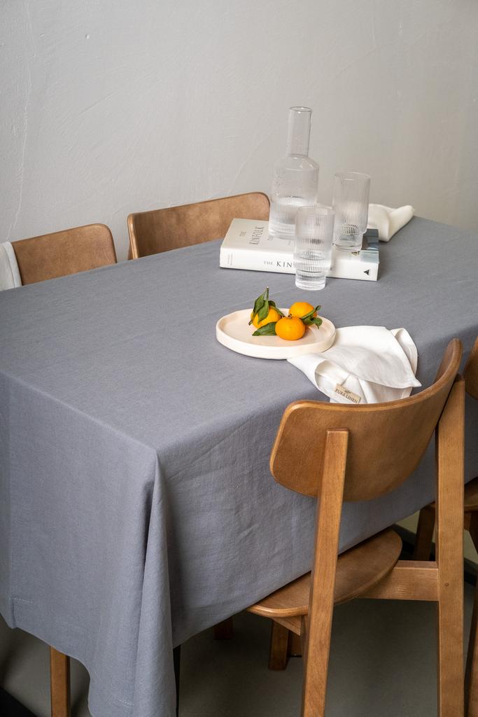 Льняная скатерть Neva