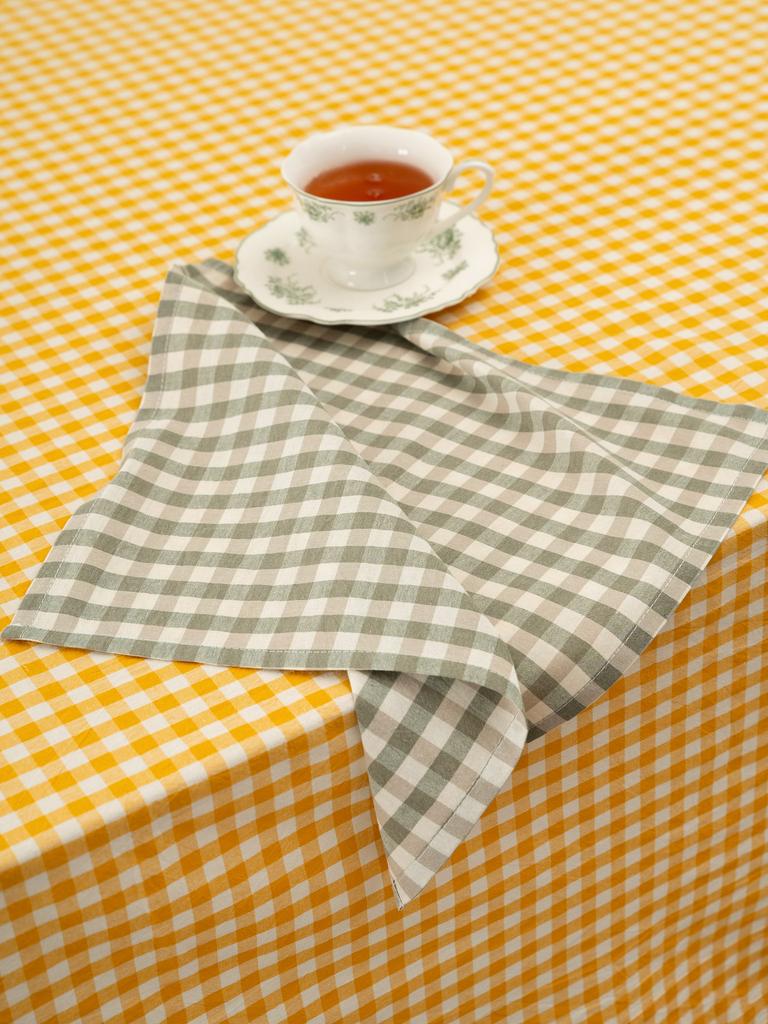 Салфетки из варёного хлопка в зелёную клетку «Бархатный луг» - комплект текстиля для сервировки стола