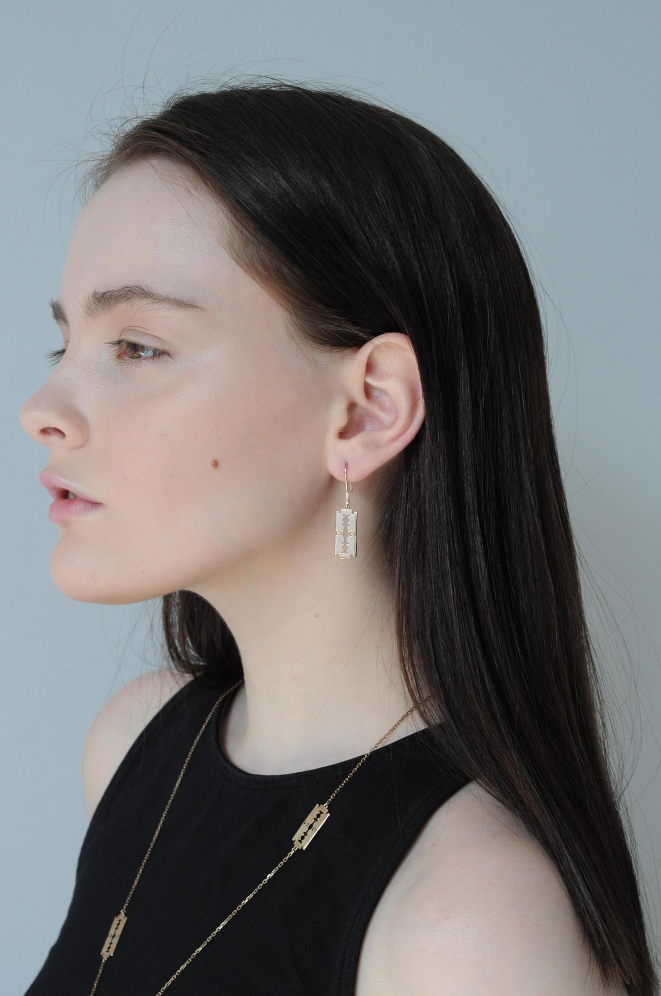 Моно-серьга