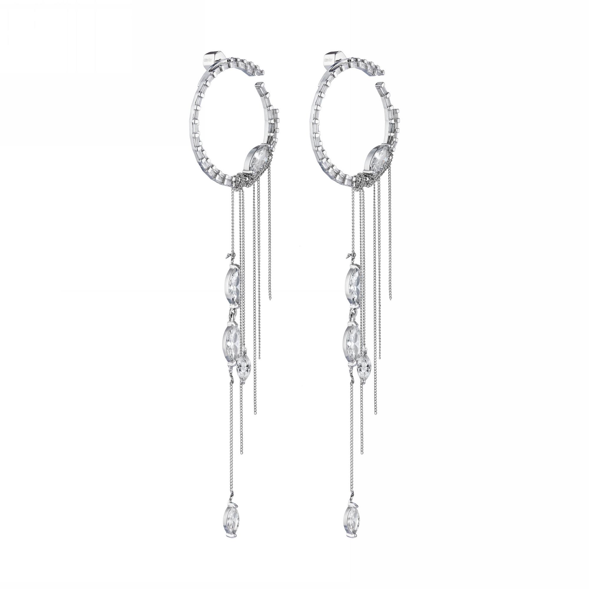 Серьги в форме круга с подвесками и цепочками