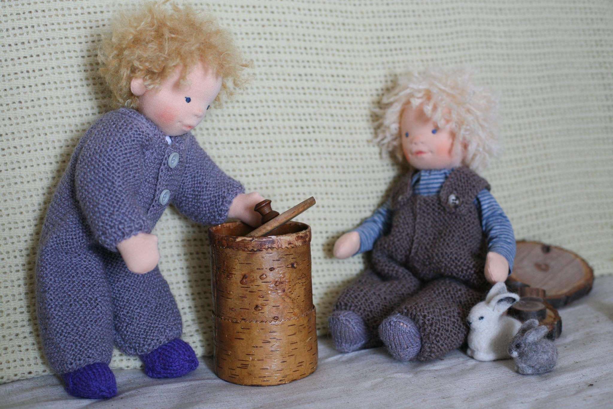 Кукла большая (мальчик в комбинезоне)