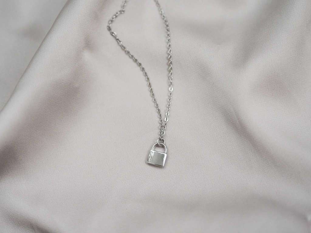 Подвеска Lock