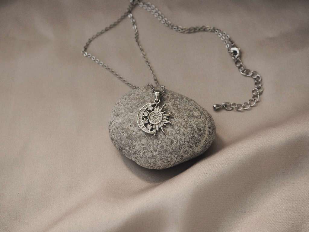 Подвеска Солнце и Луна