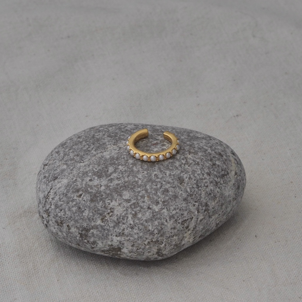 Кафф с жемчугом